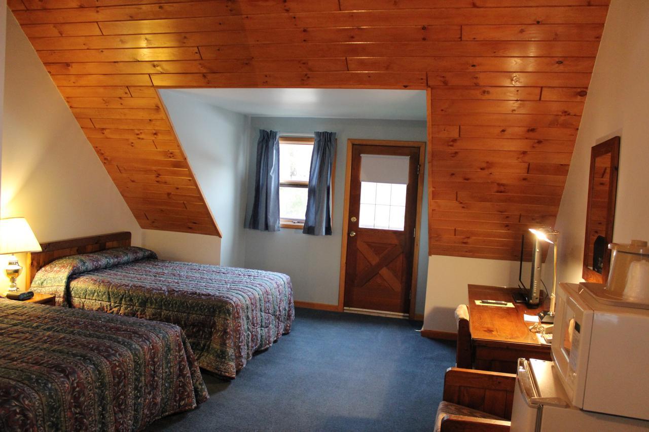 Nootka Lodge Woodsville Esterno foto