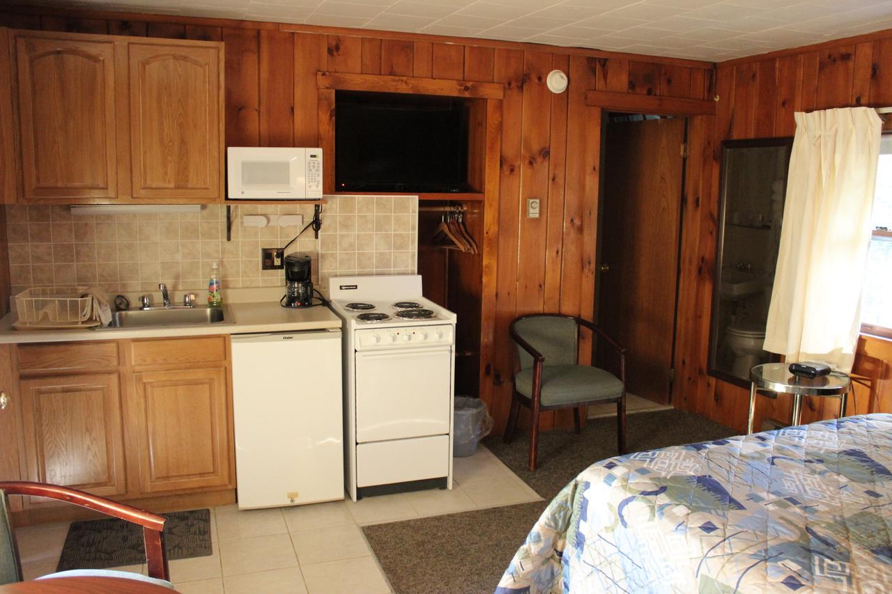 Nootka Lodge Woodsville Esterno foto