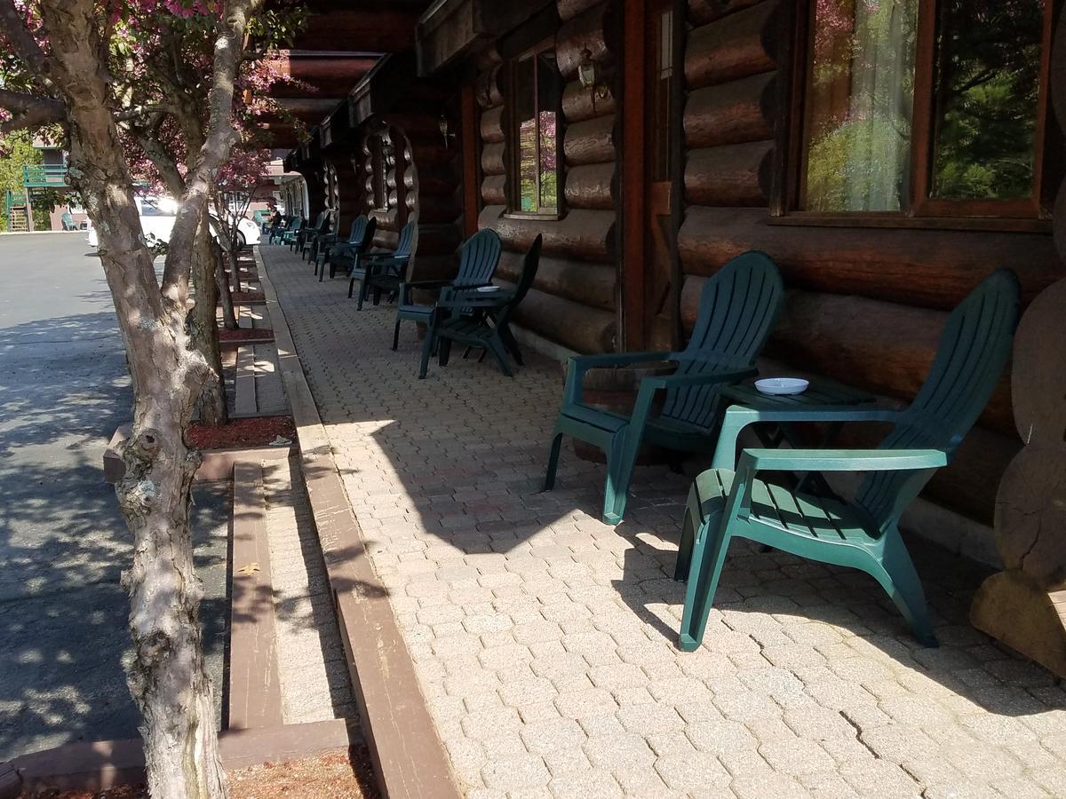 Nootka Lodge Woodsville Esterno foto